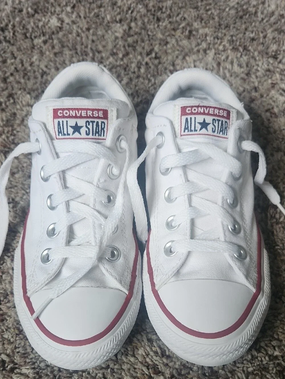 Converse ALL-STARS Low Top Shoes
